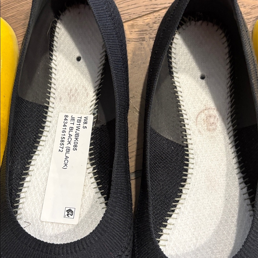 Allbirds Women's Dark Knit Tree Bird Flats - Picture 5 of 8